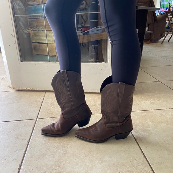 Laredo boats! Great condition - Picture 2 of 2